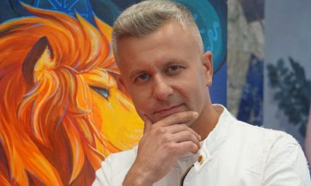 Алекс Анохин получил премию «Артист-патриот»