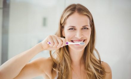 Владимир Лосев: полезные привычки, которые помогут реже ходить к стоматологу