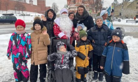 Владимир Брилёв: «Новогодний экспресс» от благотворительного фонда «Пыхтинята» — это самое значительное событие в моих новогодних каникулах!»