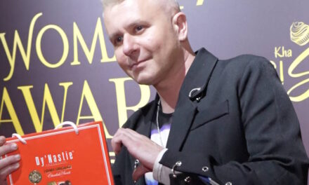 Вдохновение и шоколад: Dy’Nastie поддержала церемонию «WOMAN AWARD»