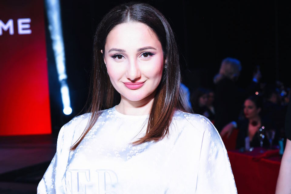 Врач-косметолог и пластической хирург Зухра Балакеримова получила премию «Женщина года»