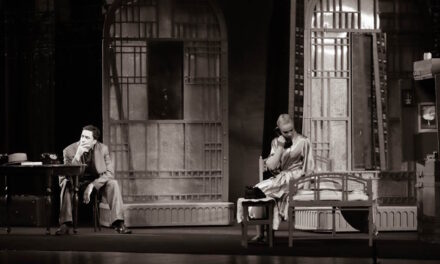 Смеемся, поем, плачем: ТОП 3 ярких спектаклей ближайшего месяца самых разных жанров