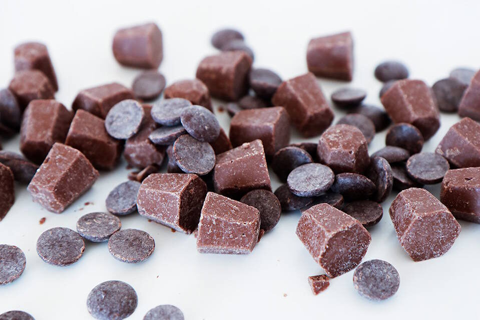 Основатель кондитерской фабрики «Dy’Nastie» Георгий Хачинян: опасен ли белый налет на шоколаде