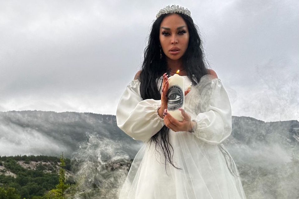 Аделина Панина: 5 вещей, которые нельзя покупать с рук, потому что оно могут разрушить жизнь