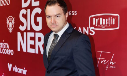 DESIGNER: яркое шоу, меняющее представление о российской моде