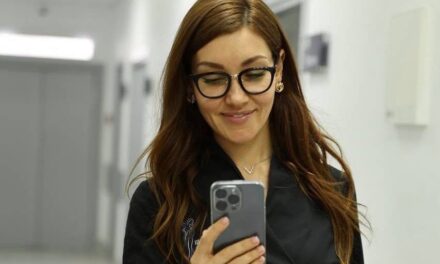 Пластический хирург Софья Абдулаева: инъекционное увеличение ягодиц – плюсы и минусы процедуры