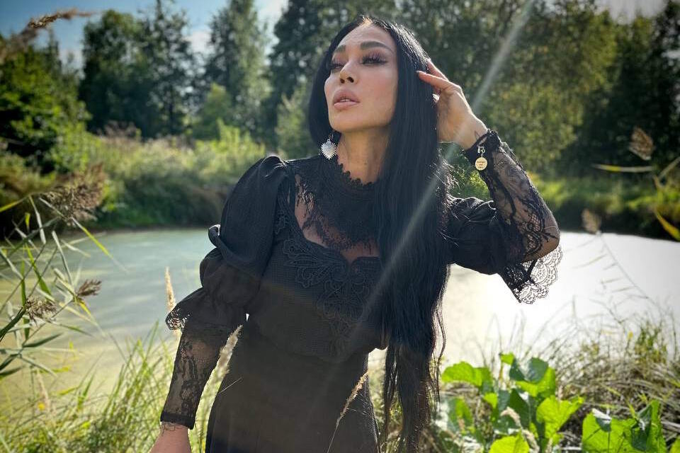 Аделина Панина: что нельзя делать с фотографиями умерших родственников