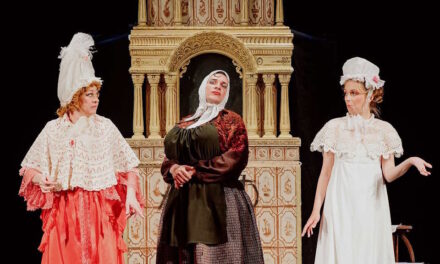 Театральное ревю: топ-3 искрометных комедий февраля