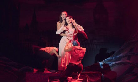 Топ-3 мюзиклов февраля: выбор критиков и зрительские хиты