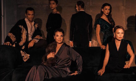 «Без Есенина»: впервые в Новом Манеже