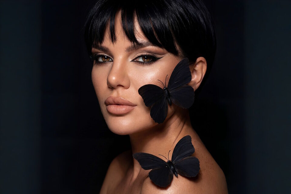 Трек «Мотыльки»: музыкальный прорыв певицы SYUZANNA